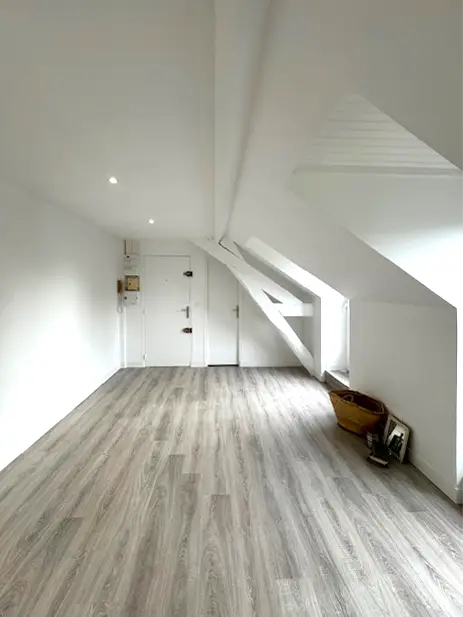 après les travaux de rénovation du squat de follainville dennemont