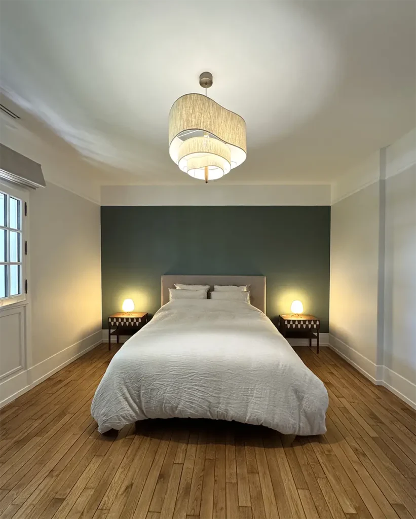 vue lit chambre villa