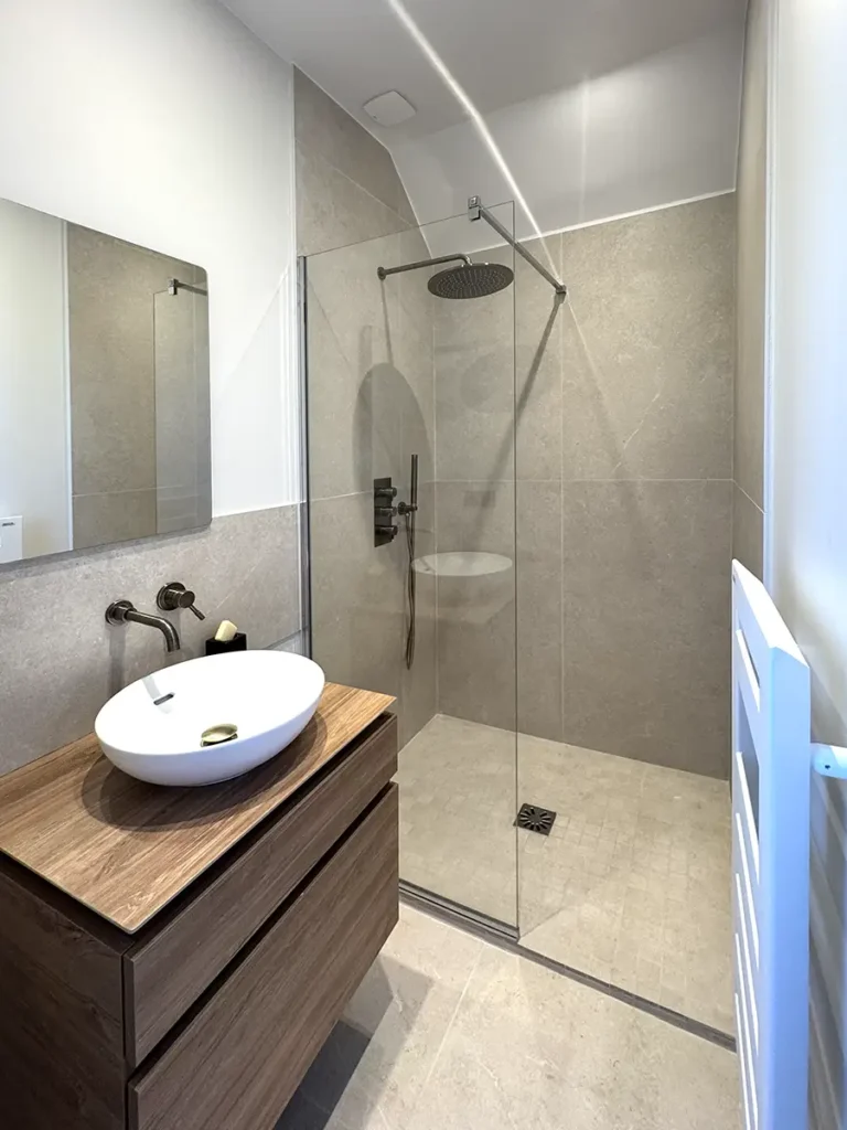 salle d'eau rénovée villa anglo normande