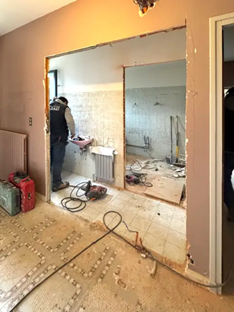 travaux de démolition avant rénovation maison individuelle